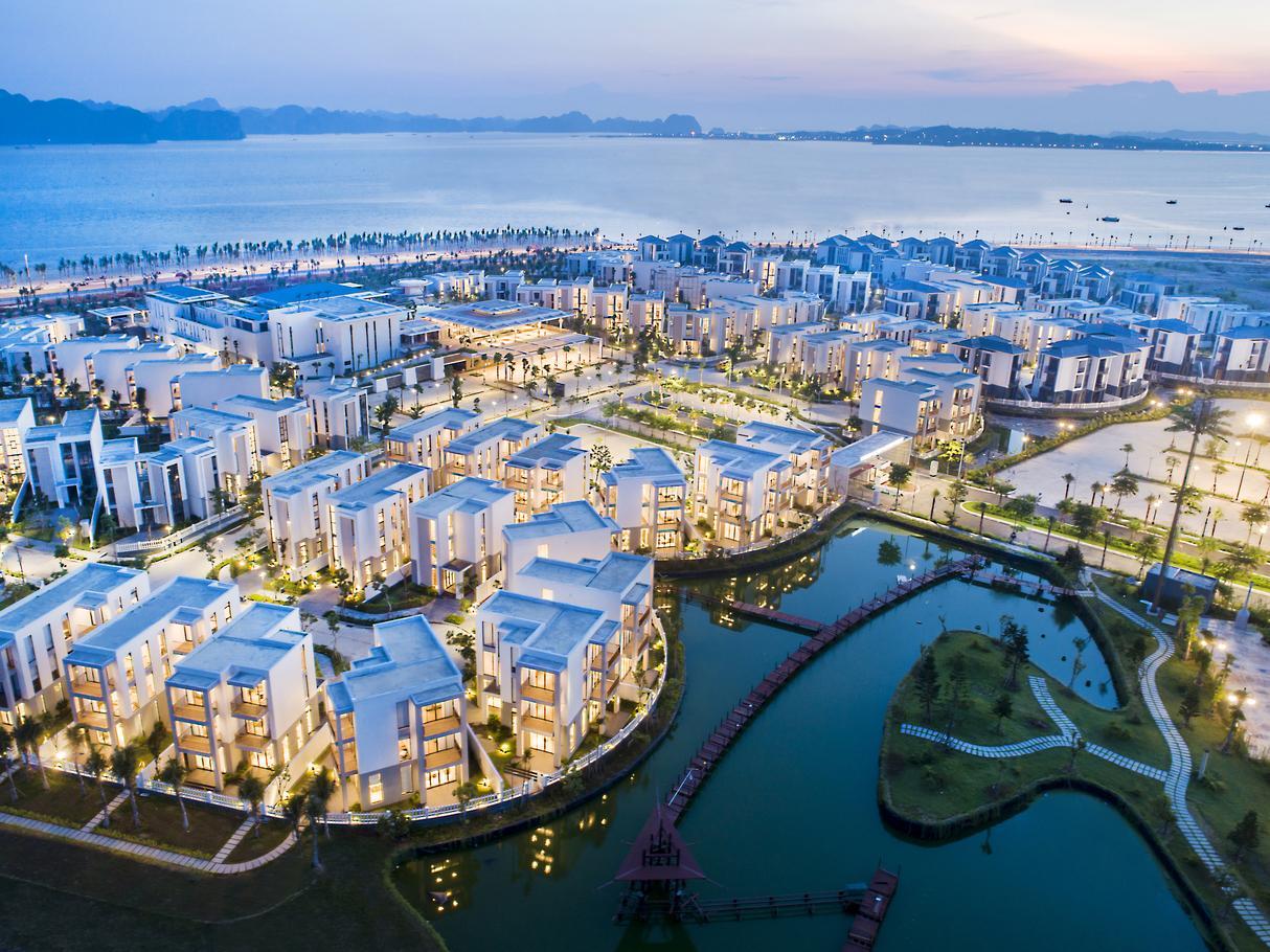 Khu nghỉ dưỡng cao cấp Oakwood Ha Long gần kề Sun Centro Town